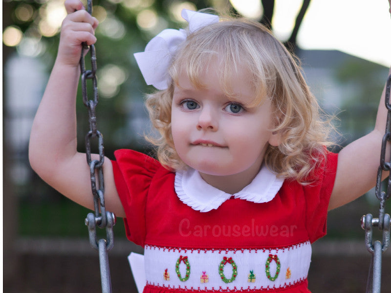 Christmas Dress and Holiday Outfits