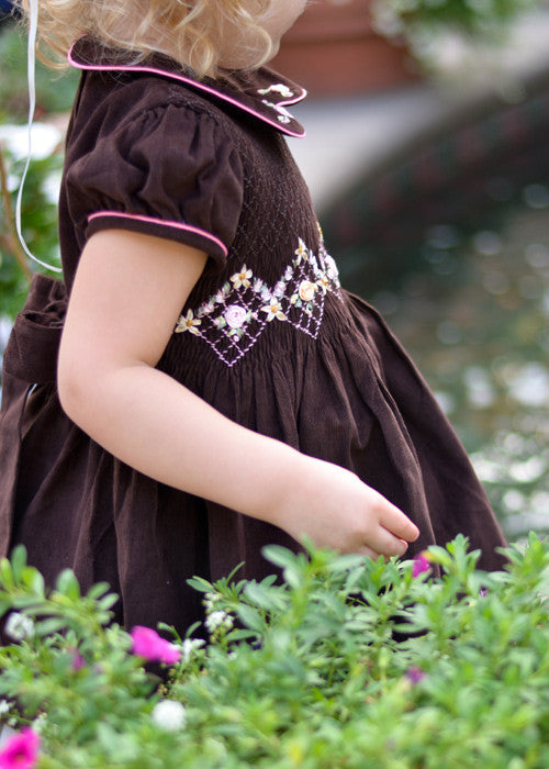 Fall Winter Heirloom Smocked Brown Dress for Girls Fall Winter Heirloom Smocked Brown Dress for Girls